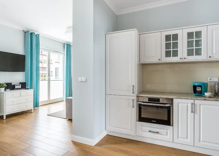 Sanhaus - Bacardi - Z 2 Balkonami, Garazem, Przy Plazy Apartman *